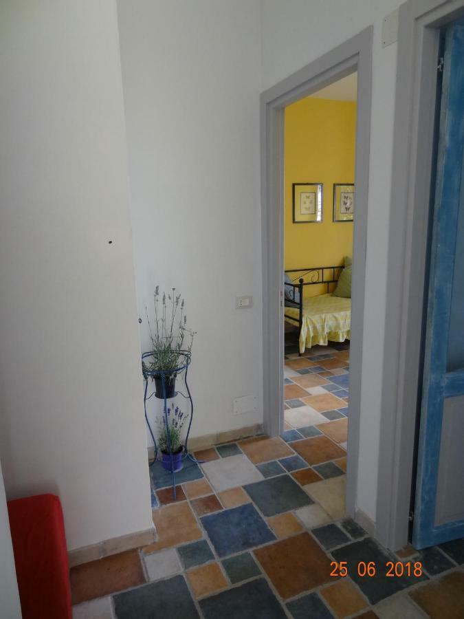 Bed & Blu Apartment Савона Екстериор снимка